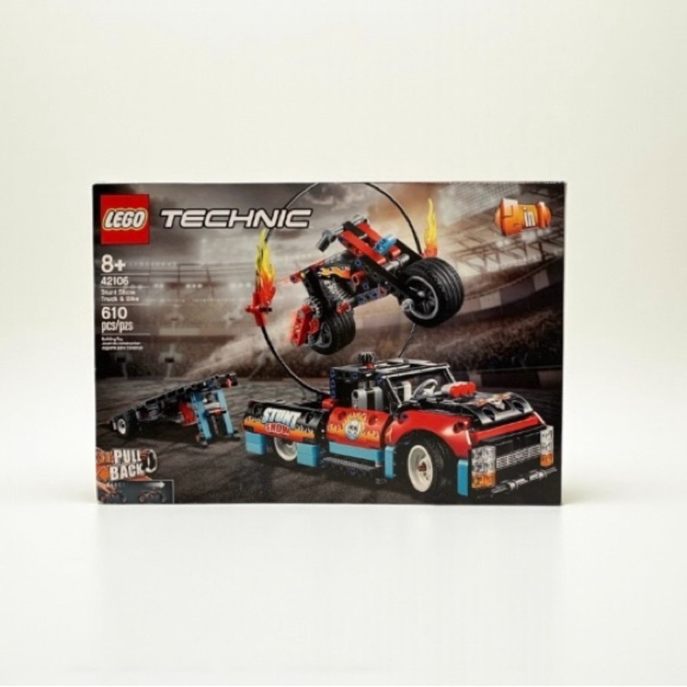 New in Box LEGO Technic Stunt Show Truck & Bike Set 42106